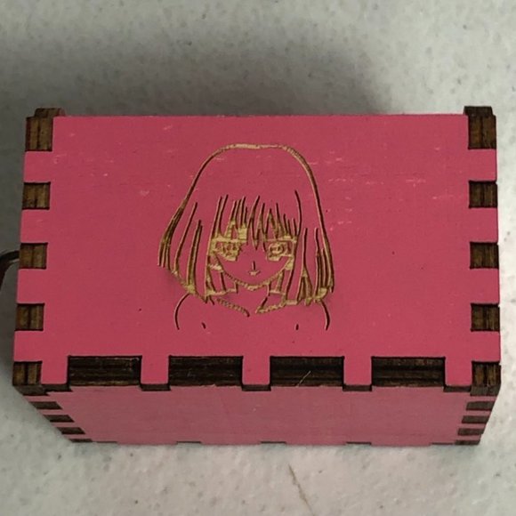 Sailor Moon Pink Hand Crank Wooden Music Box - Picture 6 of 10